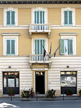 Hotel Torre Matilde Viareggio Exterior photo